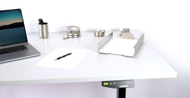 FlexiSpot E5 - höhenverstellbarer Schreibtisch im Test 2021