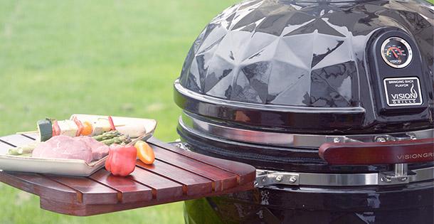 5 Keramik-Grills im Vergleichstest