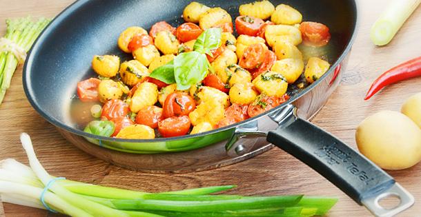 TEFAL Bratpfanne E43506 im Test 2019
