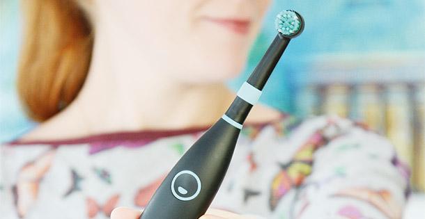 happybrush® – rotierende Zahnbürste R1