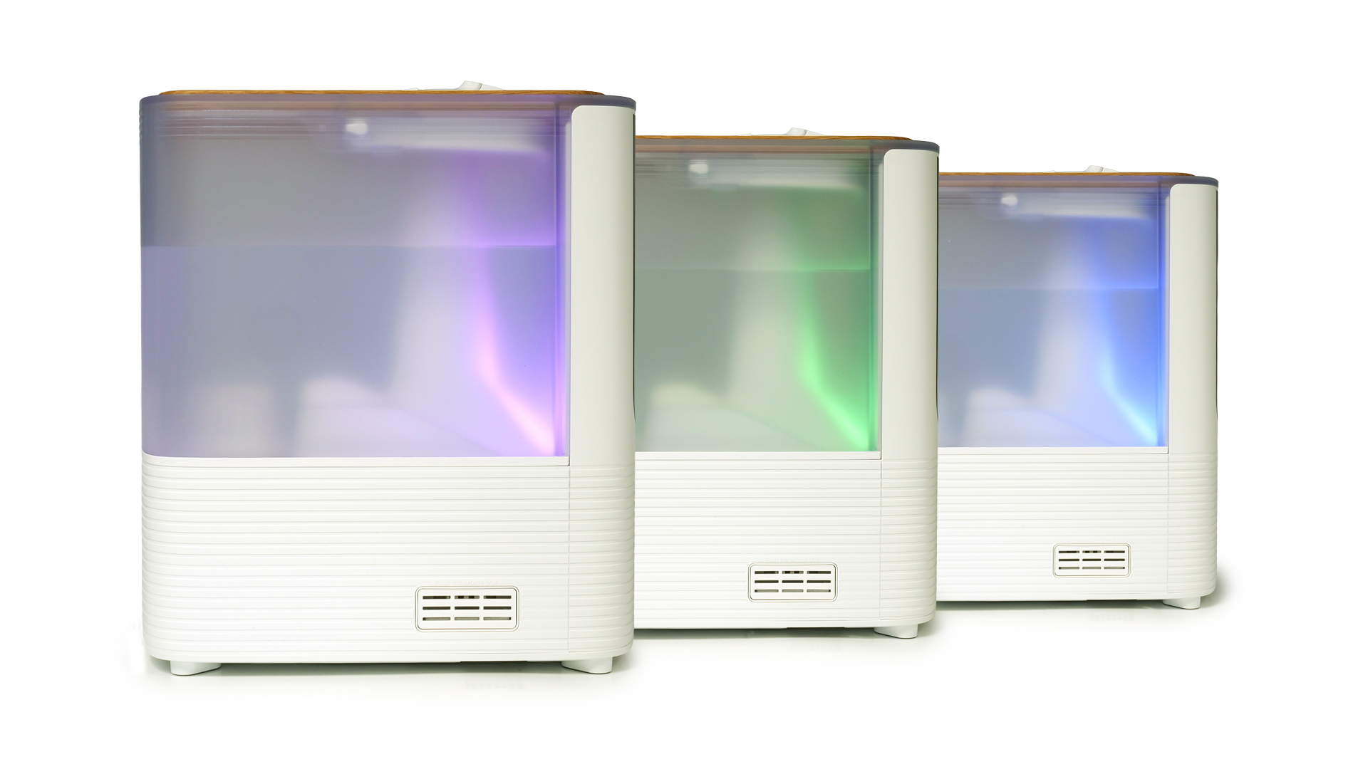 Das Modell von vorne vor weißem Hintergrund.