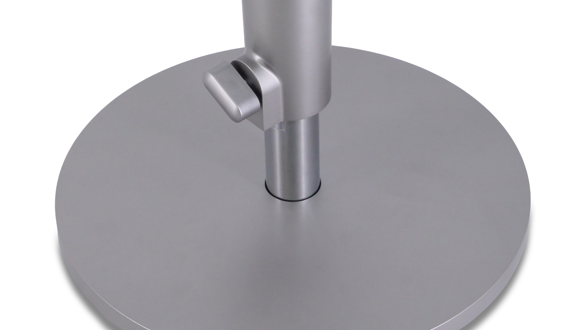 Eine Schraube mit großem Griff am Stiel.