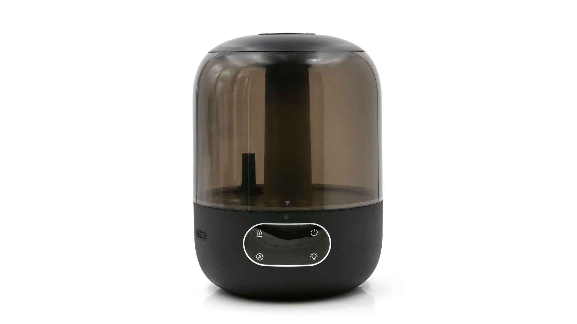 Das Modell von vorne vor weißem Hintergrund.