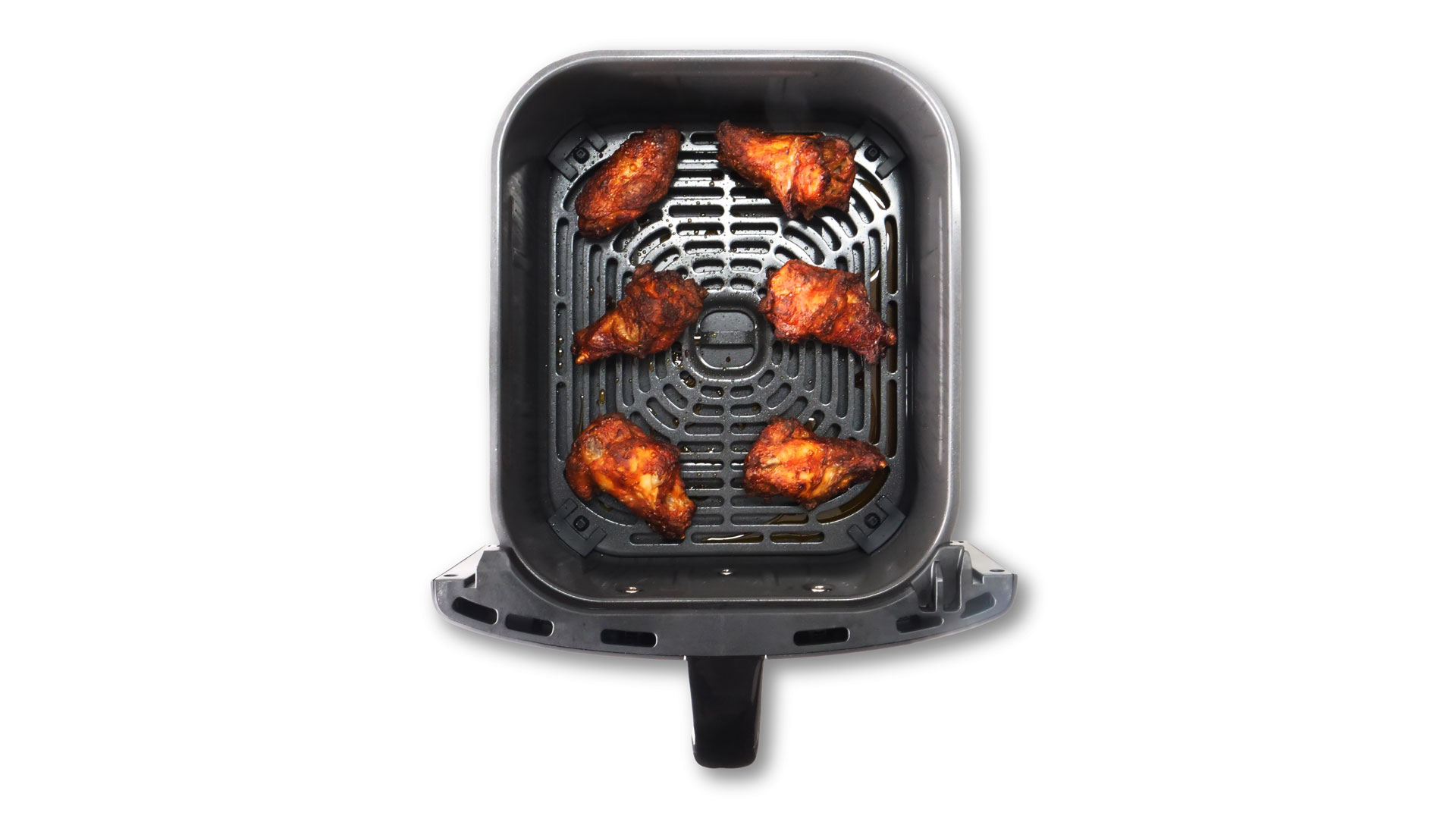 Chicken Wings in einem der Garkörbe von oben