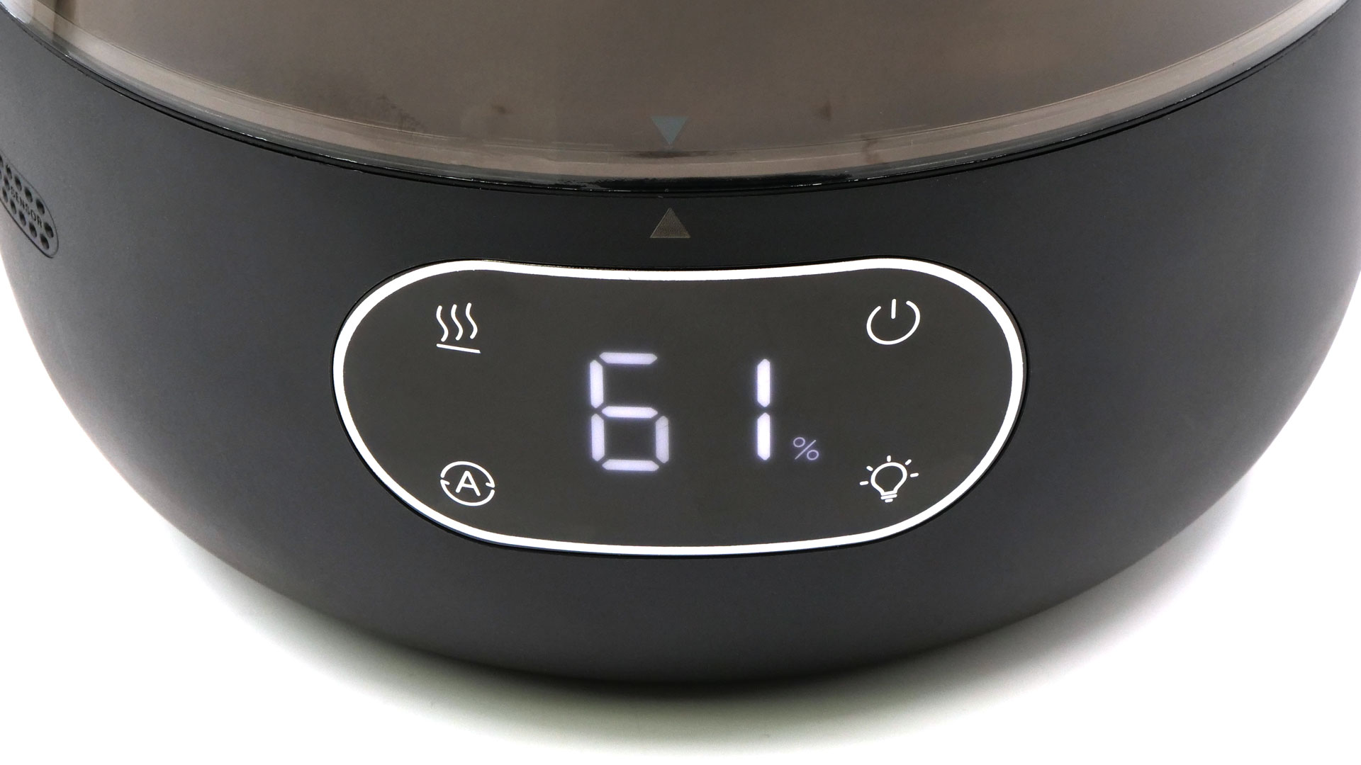 Das Touchpanel mit einem Display, Touchelementen und einem grünen Licht.