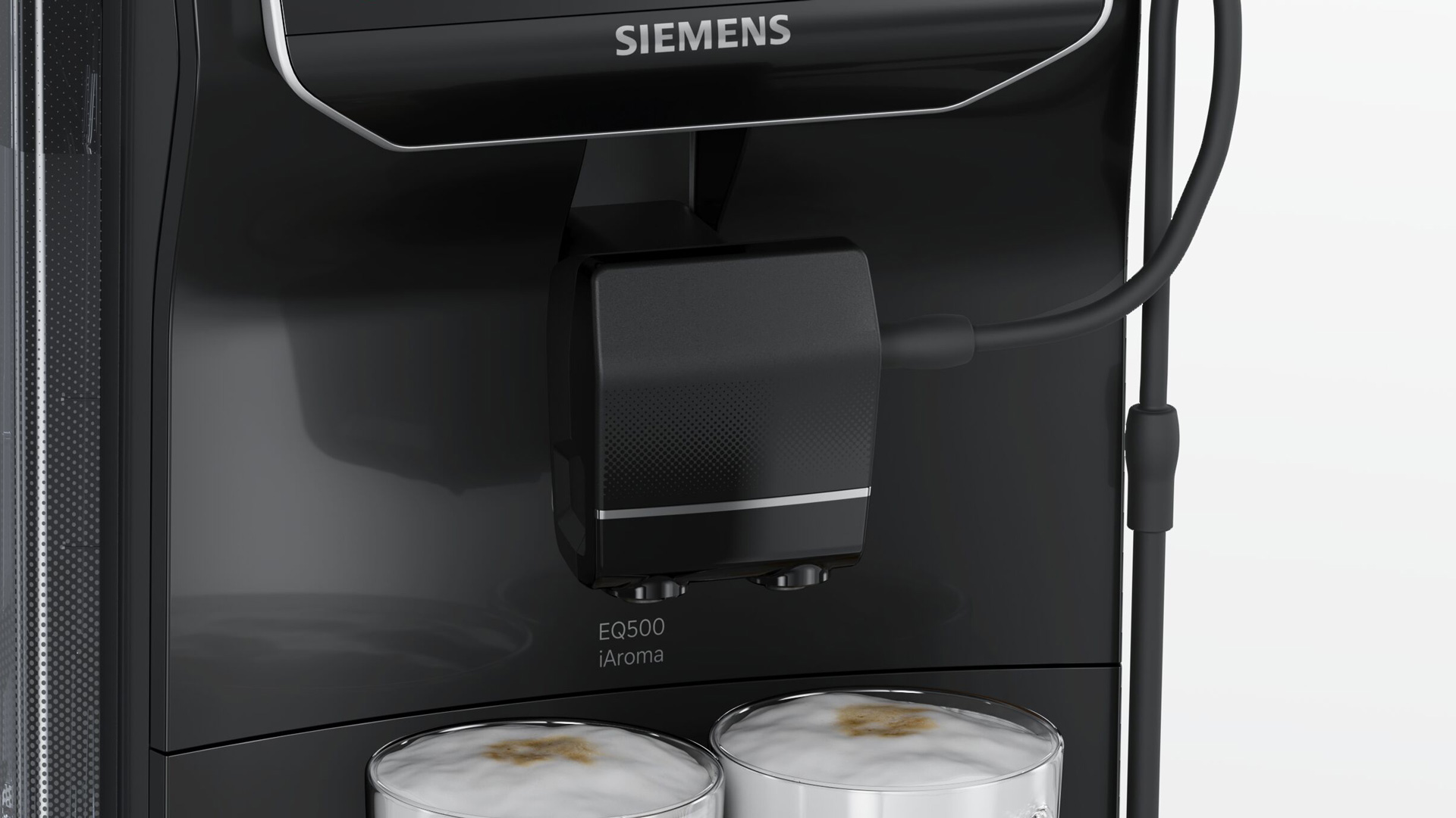 Cappuccino und Milchschaum der Siemens EQ500 iAroma